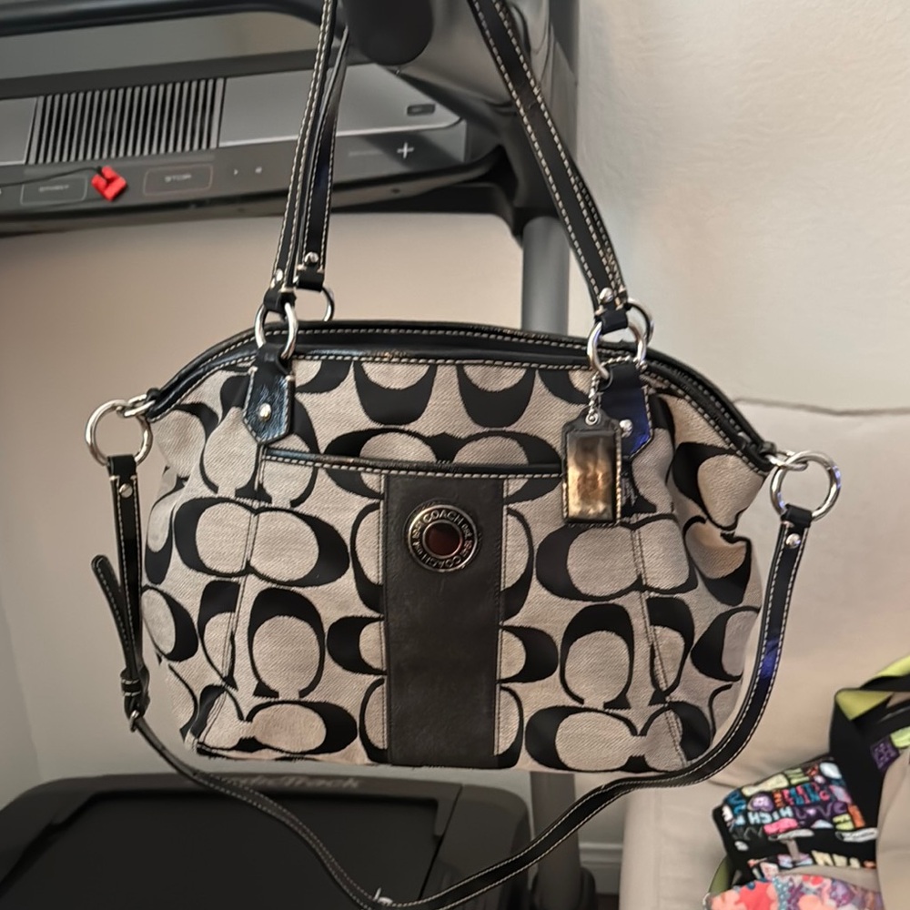 Coach Black and Cream Signature Handbag authentic!